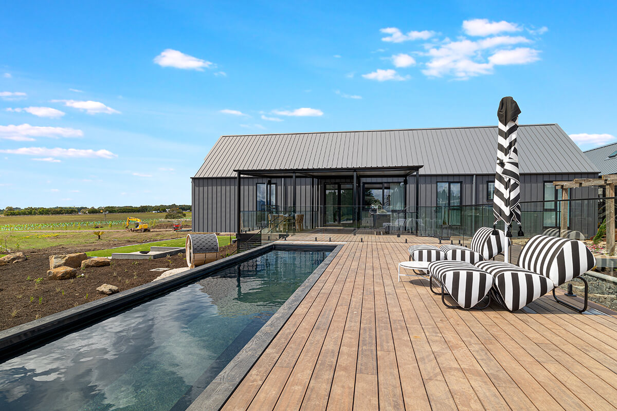 Why Custom Home Builders Are the Future of Luxury Living